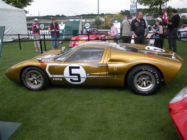 Le Mans GT 40
